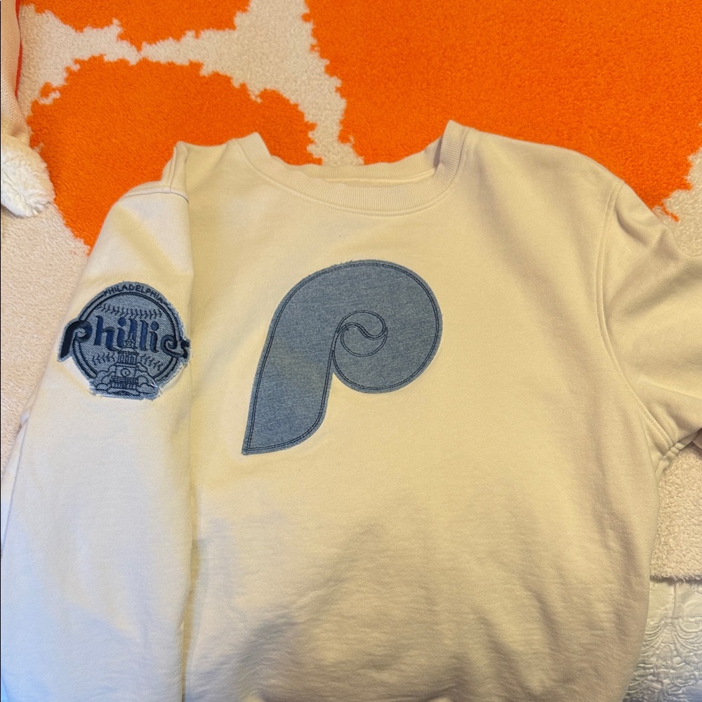 Cream Sweatshirt with Blue Philadelphia Phillies Patchwork Logo